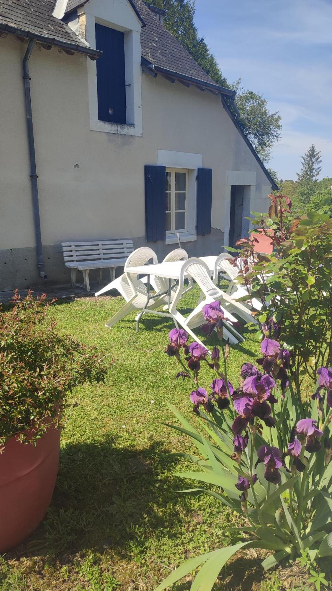 Maison Plain Pied, 2 Chambres, Longere Typique , Fraiche, Dans Bourg Avec Tous Commerces Luçay-le-Mâle Eksteriør billede