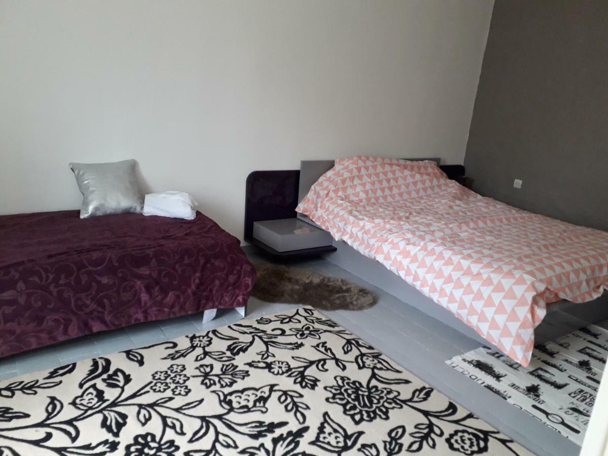 Maison Plain Pied, 2 Chambres, Longere Typique , Fraiche, Dans Bourg Avec Tous Commerces Luçay-le-Mâle Eksteriør billede